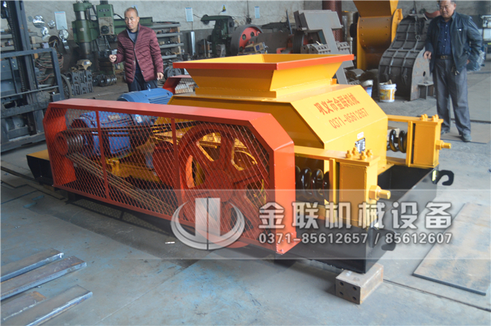 破碎陶瓷用狼牙破碎機(jī)怎么樣，購(gòu)買(mǎi)一臺(tái)需要多少錢(qián)？