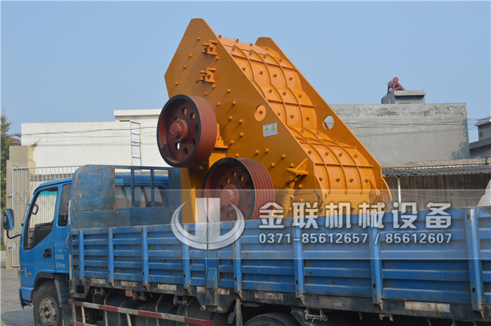 哪個(gè)廠家煤矸石粉碎機(jī)價(jià)格低，多少錢一臺？