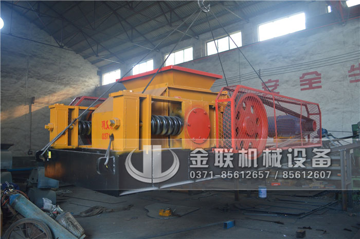 雙齒輥破碎機安裝、試機時都有哪些注意事項? 雙齒輥破碎機安裝、試機時都有哪些注意事項?