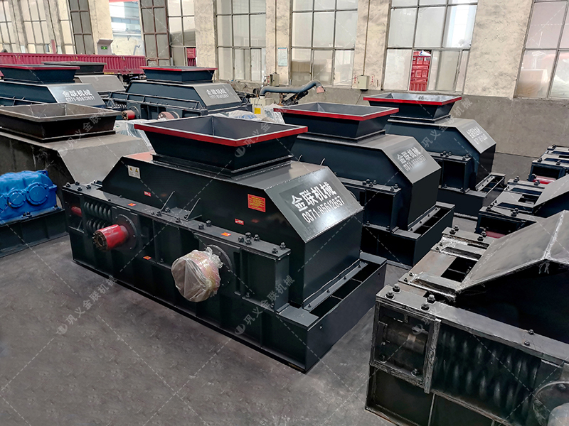 2PGY1200x800型半自動液壓對輥制砂機發貨圖片 2PGY1200x800型半自動液壓對輥制砂機發貨圖片