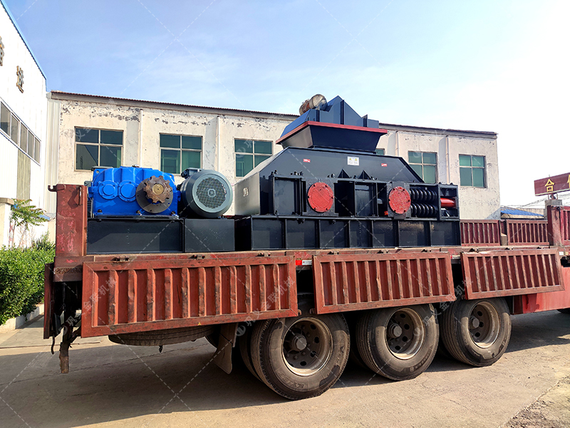 2PG1200x800大型對(duì)輥破碎機(jī)發(fā)貨 發(fā)往山東 2PG1200x800大型對(duì)輥破碎機(jī)發(fā)貨 發(fā)往山東