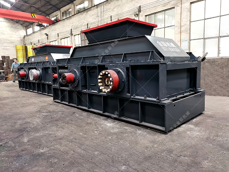 半自動大型對輥制砂機發貨 2PG1208制砂機設備發往廣東