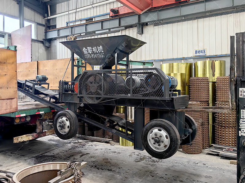 610X400對輥破碎機發貨圖片_發往甘肅蘭州_破碎金礦石 610X400對輥破碎機發貨圖片_發往甘肅蘭州_破碎金礦石