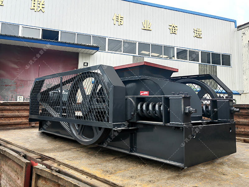 2PG小型對輥破碎機(jī)發(fā)貨現(xiàn)場圖片_發(fā)往江西撫州_破碎玻璃 2PG小型對輥破碎機(jī)發(fā)貨現(xiàn)場圖片_發(fā)往江西撫州_破碎玻璃