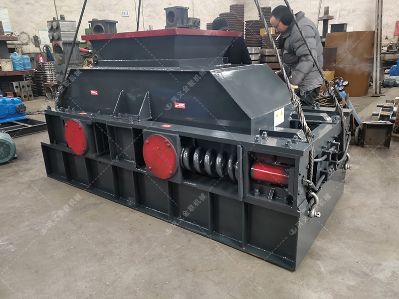 對(duì)輥制砂機(jī)：為何能成為鋼渣再生的首要設(shè)備？