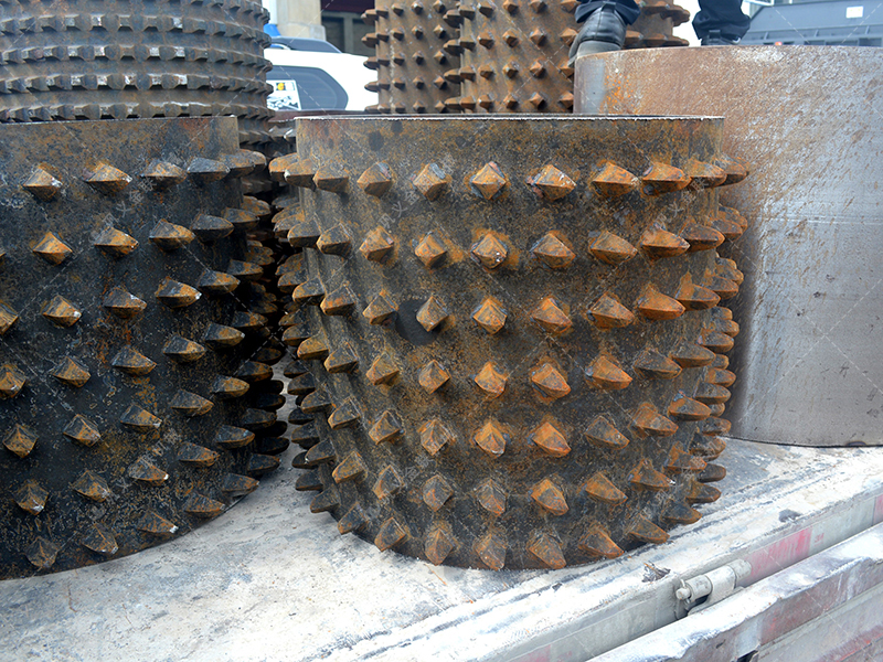 看雙齒輥破碎機如何將原料 “變廢為寶”，鑄就高利潤顆粒塊