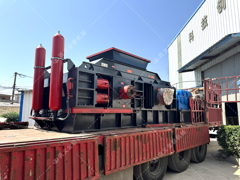 砂石業“產能成本雙難”？液壓對輥制砂機給出破局新解